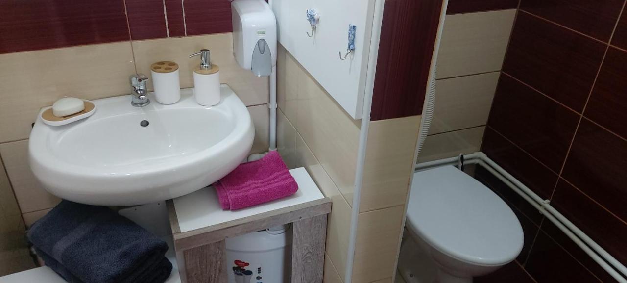 Square Apartment Paracin Ngoại thất bức ảnh