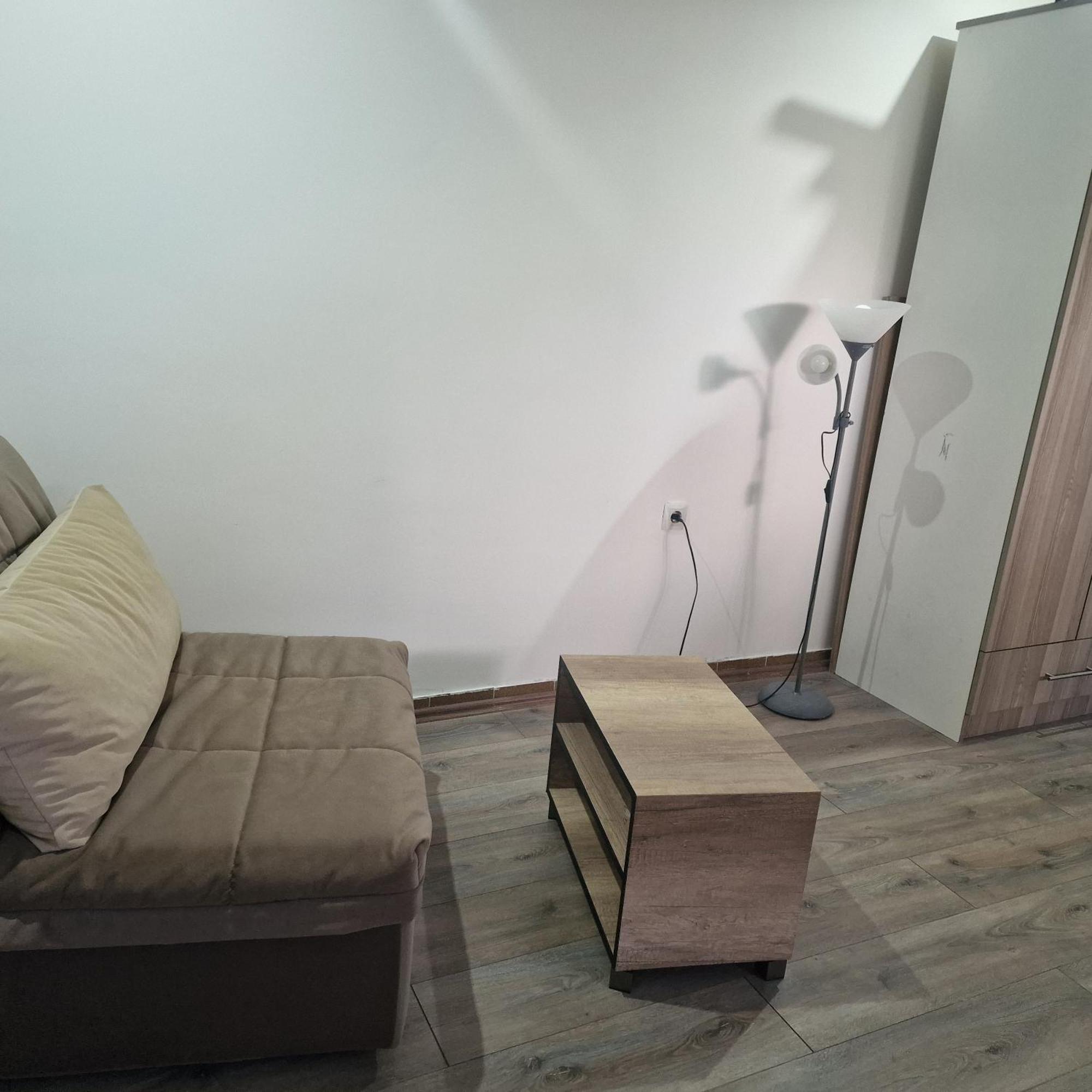Square Apartment Paracin Ngoại thất bức ảnh